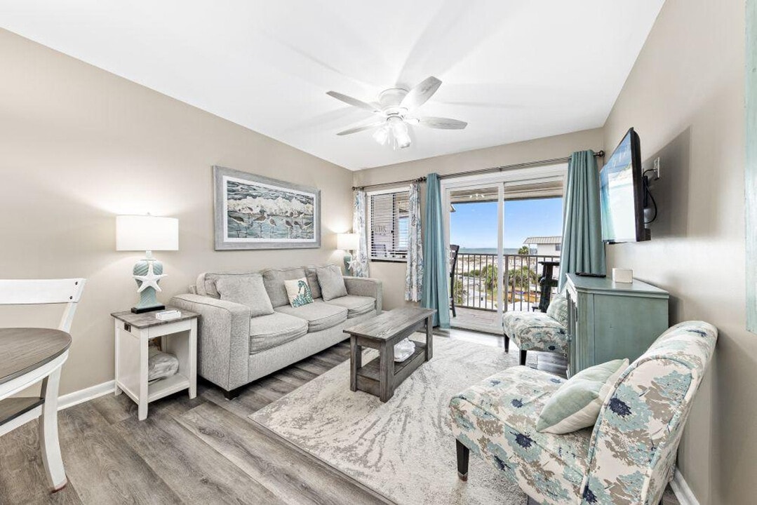 400 Plantation Rd in Gulf Shores, AL - Building Photo