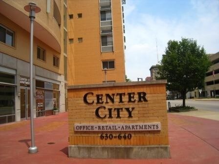 640 Wabash Ave, Unit Center City 1 in Terre Haute, IN - Foto de edificio