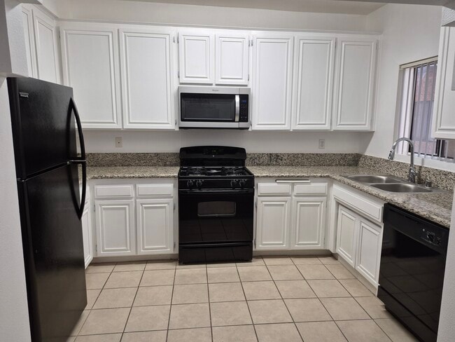 Dicken's Court Apartments