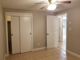 301 Culbreth Ave in Thomasville, NC - Building Photo