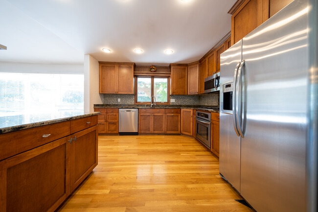 property at 6624 Southcrest Dr