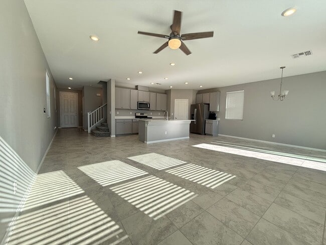 9745 Cannington Cliffs Ave in Las Vegas, NV - Building Photo - Building Photo