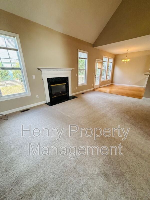 404 Acorn Falls Ct in Holly Springs, NC - Building Photo - Building Photo