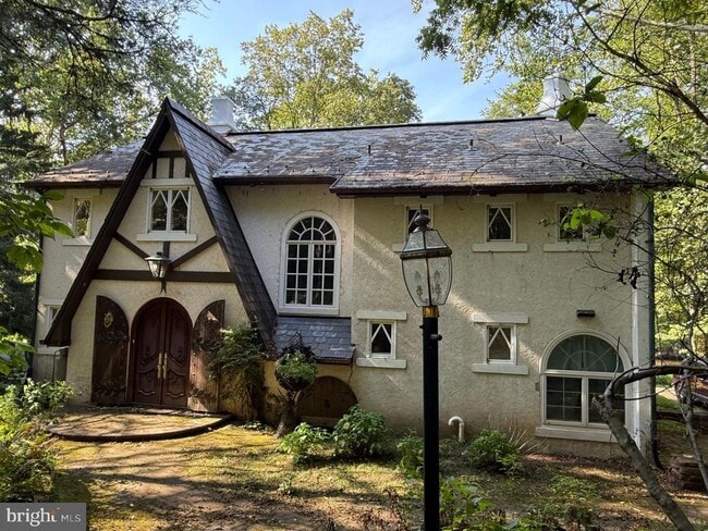 property at 132 E Dark Hollow Rd