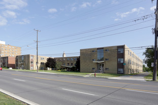 Mohawk Court Apartments