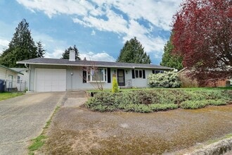 29909 21st Ave S in Federal Way, WA - Building Photo - Building Photo