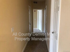 5014 Everett St in Arvada, CO - Foto de edificio - Building Photo