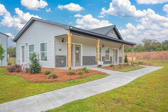 Platform Dothan in Dothan, AL - Building Photo - Building Photo