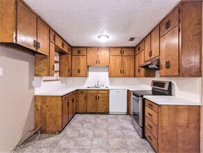 134 Bellaire Dr in Denton, TX - Building Photo - Building Photo