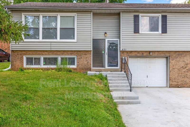 831 Malabu Dr in Lexington, KY - Building Photo