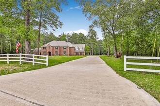 29006 Reserve Bend Dr in Huffman, TX - Building Photo - Building Photo