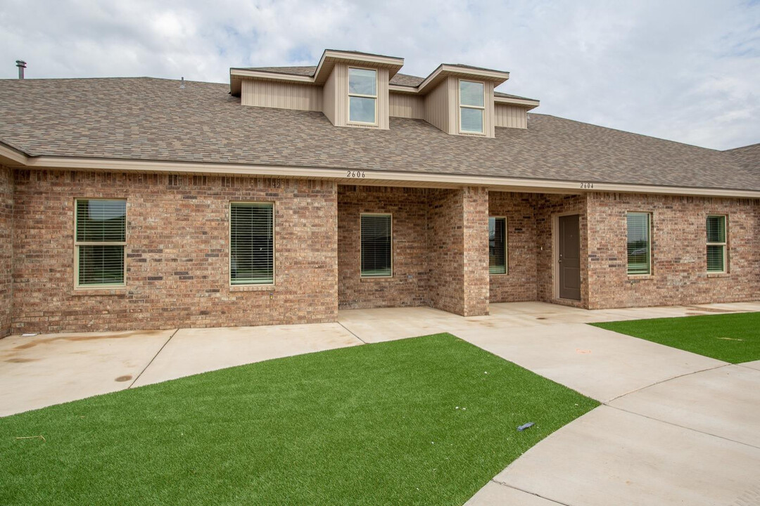 2606 136th St in Lubbock, TX - Building Photo