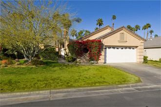 22 Belmonte Dr in Palm Desert, CA - Foto de edificio - Building Photo