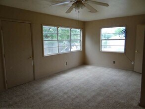 402 N A St in Duncan, OK - Building Photo - Building Photo