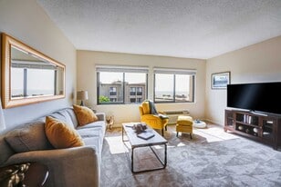 Chateau La Jolla - All Inclusive in La Jolla, CA - Building Photo