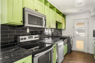 9695 Adams Ave in Huntington Beach, CA - Building Photo