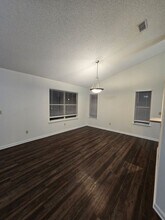 9150 Camshire Dr in Jacksonville, FL - Building Photo - Building Photo