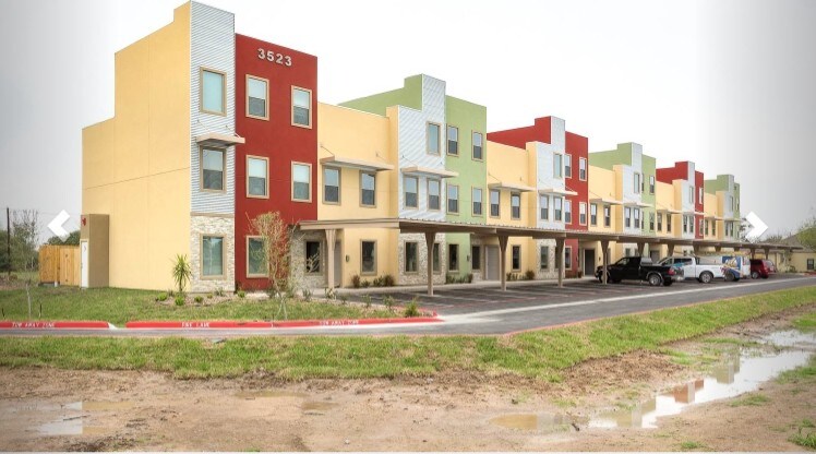 3523 W Sprague St in Edinburg, TX - Foto de edificio