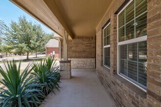 180 Mystic Hollow in Buda, TX - Building Photo - Building Photo