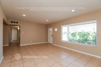 3327 N 15th Ave in Phoenix, AZ - Foto de edificio - Building Photo