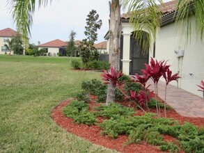 12557 Felice Dr in Venice, FL - Building Photo - Building Photo