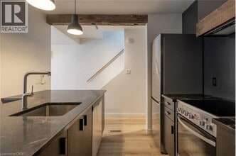 41 Burlington St E in Hamilton, ON - Building Photo - Building Photo