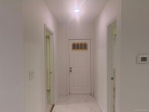 79 Monhagen Ave in Middletown, NY - Foto de edificio - Building Photo