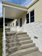 32 Opal Rd in Rossville, GA - Building Photo - Building Photo