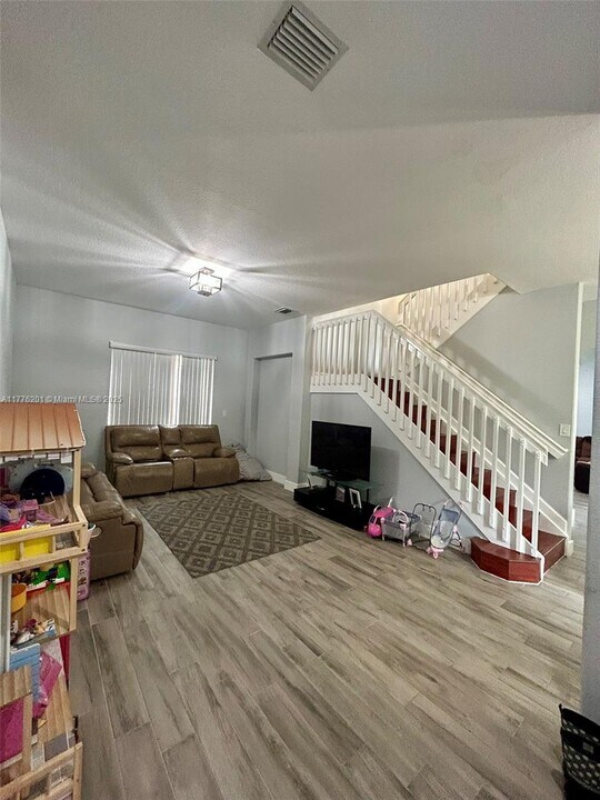 23902 SW 108th Ave in Homestead, FL - Building Photo