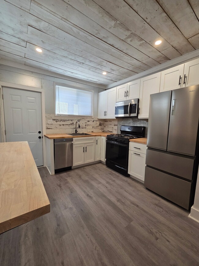 3427 Livingston St in Philadelphia, PA - Building Photo - Building Photo