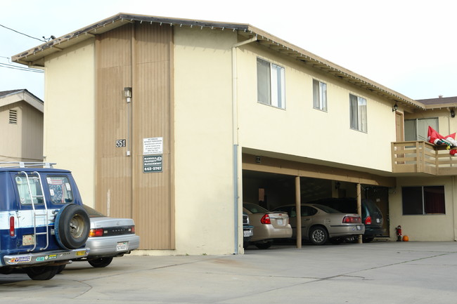 551 Santa Maria St in Salinas, CA - Foto de edificio - Building Photo