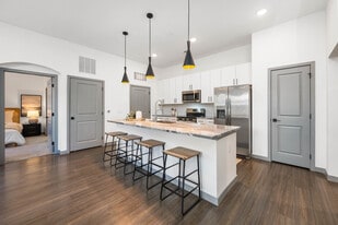 Ebbtide Villas and Flats in Kissimmee, FL - Building Photo