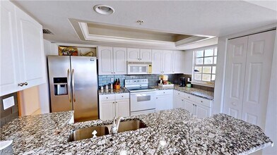 16721 Seagull Bay Ct in Bokeelia, FL - Building Photo - Building Photo