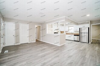 1121 Gibson Rd in Reynoldsburg, OH - Building Photo - Building Photo