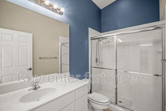 2055 Cascades Dr in Naples, FL - Building Photo - Building Photo