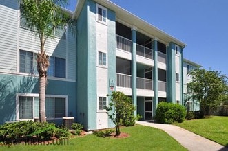 Clipper Cove Apartments in Tampa, FL - Foto de edificio - Building Photo