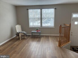 14657 Winterfield Dr in Centreville, VA - Building Photo