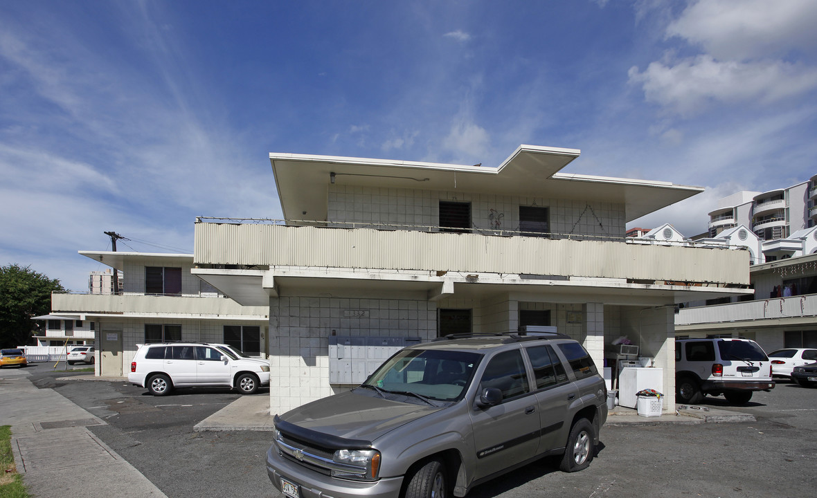 Lunalilo Apartments in Honolulu, HI - Building Photo