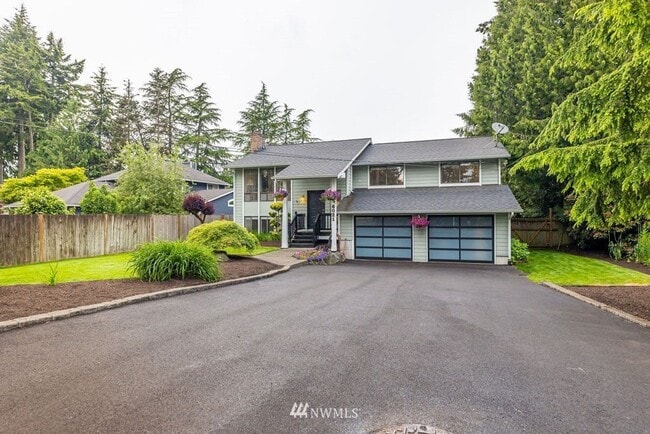 property at 6021 140th St SW