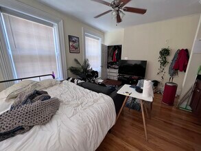 22 Joy St, Unit Joy street 1 in Boston, MA - Building Photo - Building Photo