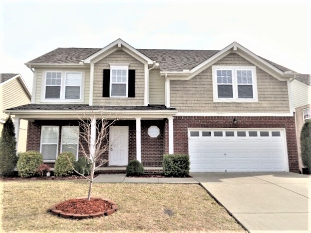 102 Villa Way in Hendersonville, TN - Building Photo