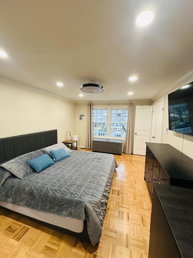 2062 Danbury Pl in Hoffman Estates, IL - Building Photo - Building Photo