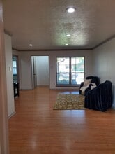 7424 Walling Ln in Dallas, TX - Building Photo - Building Photo