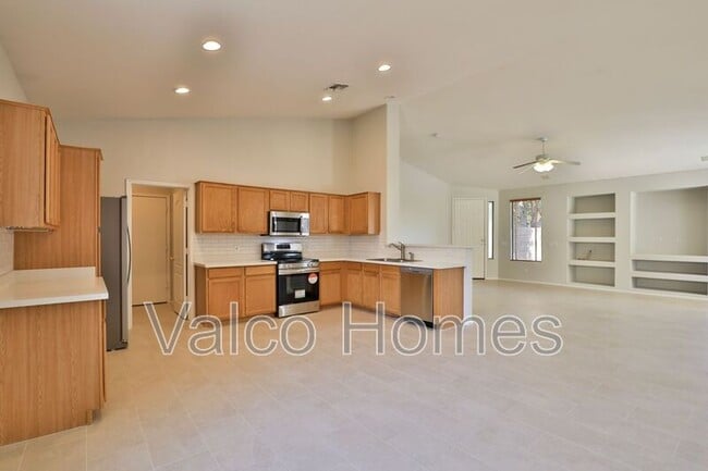 property at 20695 N 94th Dr