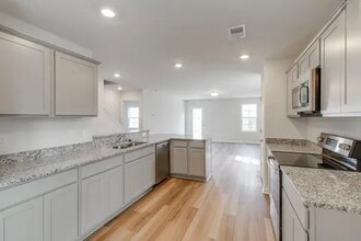 1039 Begonia Dr in Lexington, SC - Building Photo - Building Photo