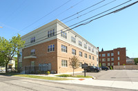 Swayze Apartments in Flint, MI - Foto de edificio - Building Photo