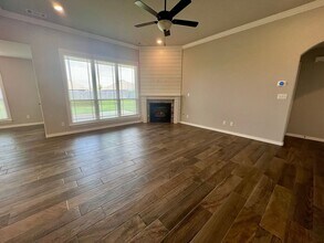 9007 Hawthorne Ln in Fort Smith, AR - Foto de edificio - Building Photo