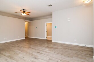 2616 Wakecrest Dr in Fort Worth, TX - Building Photo - Building Photo