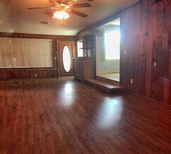 244 Greenbrier Dr NE in Fort Walton Beach, FL - Building Photo - Building Photo