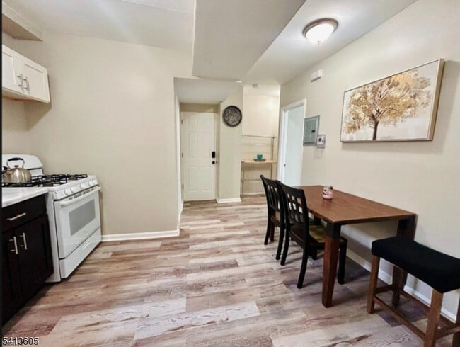 property at 123 N 15th St